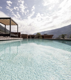 Spa-Hotel Südtirol, Naturns – Thermalwasser im Feldhof