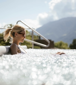 Spa-Hotel Südtirol, Naturns – Thermalwasser im Feldhof